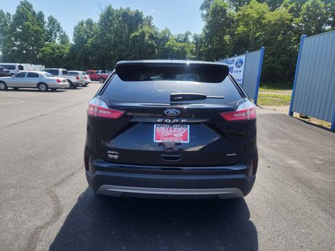 Certified 2024 Ford Edge SEL AWD/4WD image 4