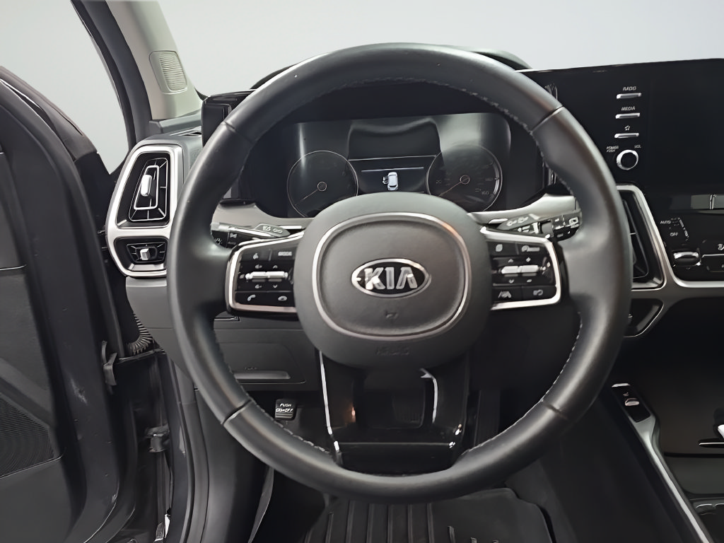 Used 2021 Kia Sorento S FWD image 30