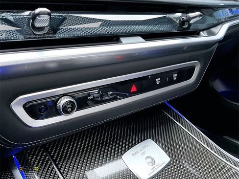 Used 2026 BMW ALPINA XB7 image 30