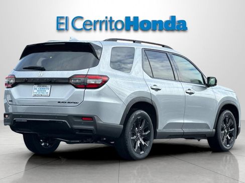 New 2026 Honda Pilot Black Edition image 3