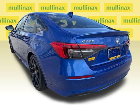 Used 2023 Honda Civic Sport image 7