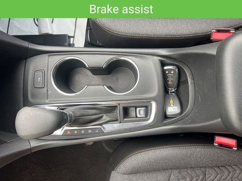 Used 2024 Chevrolet Equinox LT w/ LPO, Floor Liner Package AWD/4WD image 27
