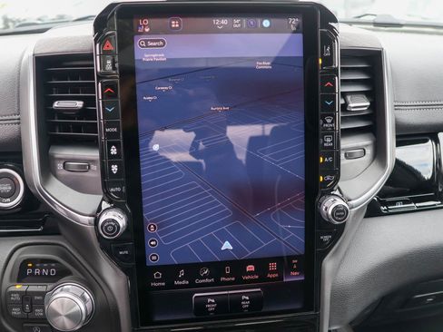 New 2026 RAM 1500 Laramie AWD/4WD image 22