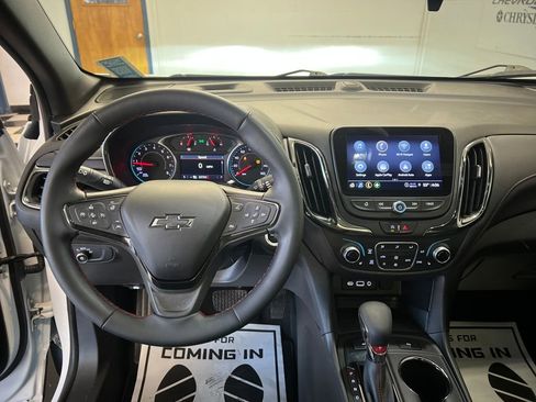 Used 2024 Chevrolet Equinox RS image 20