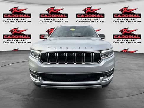 Used 2023 Jeep Wagoneer Series II AWD/4WD image 11