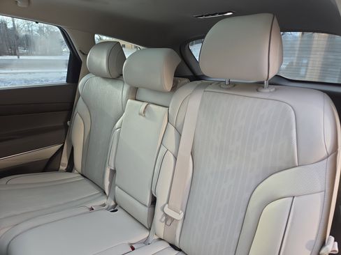 Used 2023 Genesis GV80 2.5T w/ Advanced Package image 13