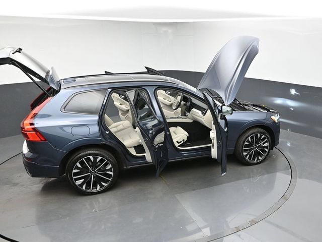 New 2026 Volvo XC60 B5 Ultra w/ Protection Package Premier AWD/4WD image 50