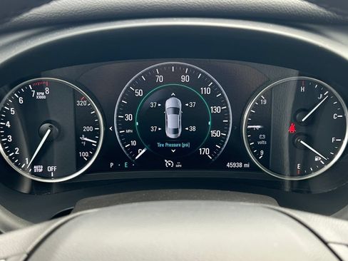 Used 2019 Buick LaCrosse Essence w/ Sun and Shade Package AWD/4WD image 18