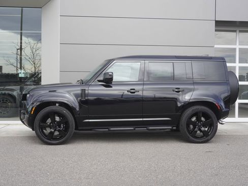 New 2026 Land Rover Defender 110 V8 image 8