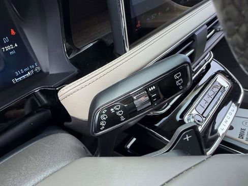 Certified 2023 Lincoln Corsair Reserve image 30