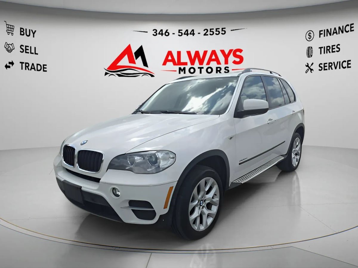 Used 2012 BMW X5 xDrive35i w/ Convenience Pkg AWD/4WD image 2
