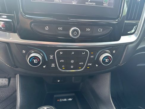 Used 2019 Chevrolet Traverse Premier w/ LPO, Floor Liner Package AWD/4WD image 13