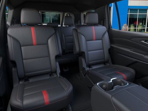 New 2026 Chevrolet Traverse RS w/ LPO, Floor Liner Package image 17