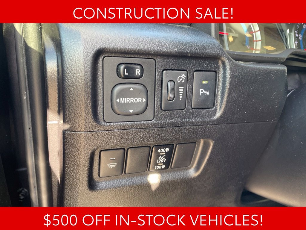 Used 2017 Toyota 4Runner Limited AWD/4WD image 28