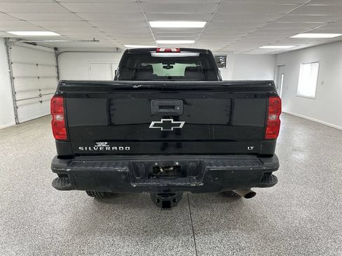 Used 2017 Chevrolet Silverado 2500 LT w/ Midnight Edition AWD/4WD image 7