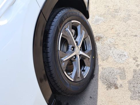 Certified 2023 Honda HR-V EX-L image 33