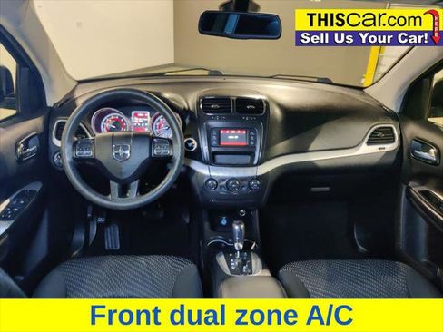 Used 2019 Dodge Journey SE w/ Blacktop Package FWD image 12