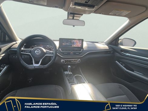 Used 2023 Nissan Altima 2.5 SV w/ SV Premium Package AWD/4WD image 26