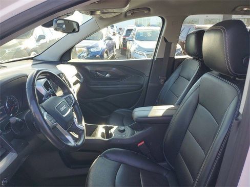 Certified 2022 GMC Terrain SLT w/ Elevation Edition image 18