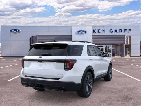 New 2026 Ford Explorer ST-Line w/ ST-Line Street Pack AWD/4WD image 11