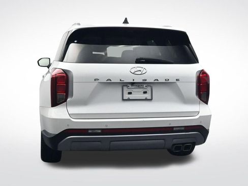 Used 2024 Hyundai Palisade Limited FWD image 7