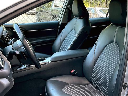 Certified 2024 Toyota Camry SE FWD image 8
