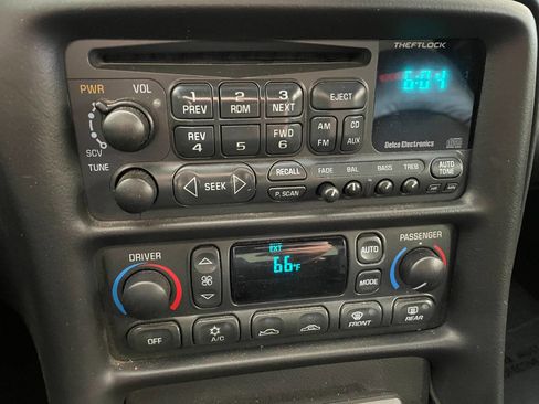 Used 2004 Chevrolet Corvette Z06 w/ Memory Package image 22