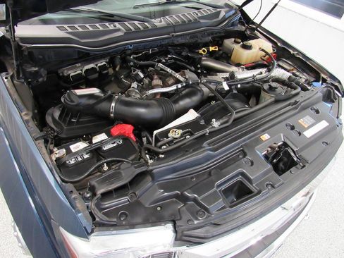 Used 2017 Ford F450 XLT w/ XLT Premium Package AWD/4WD image 29