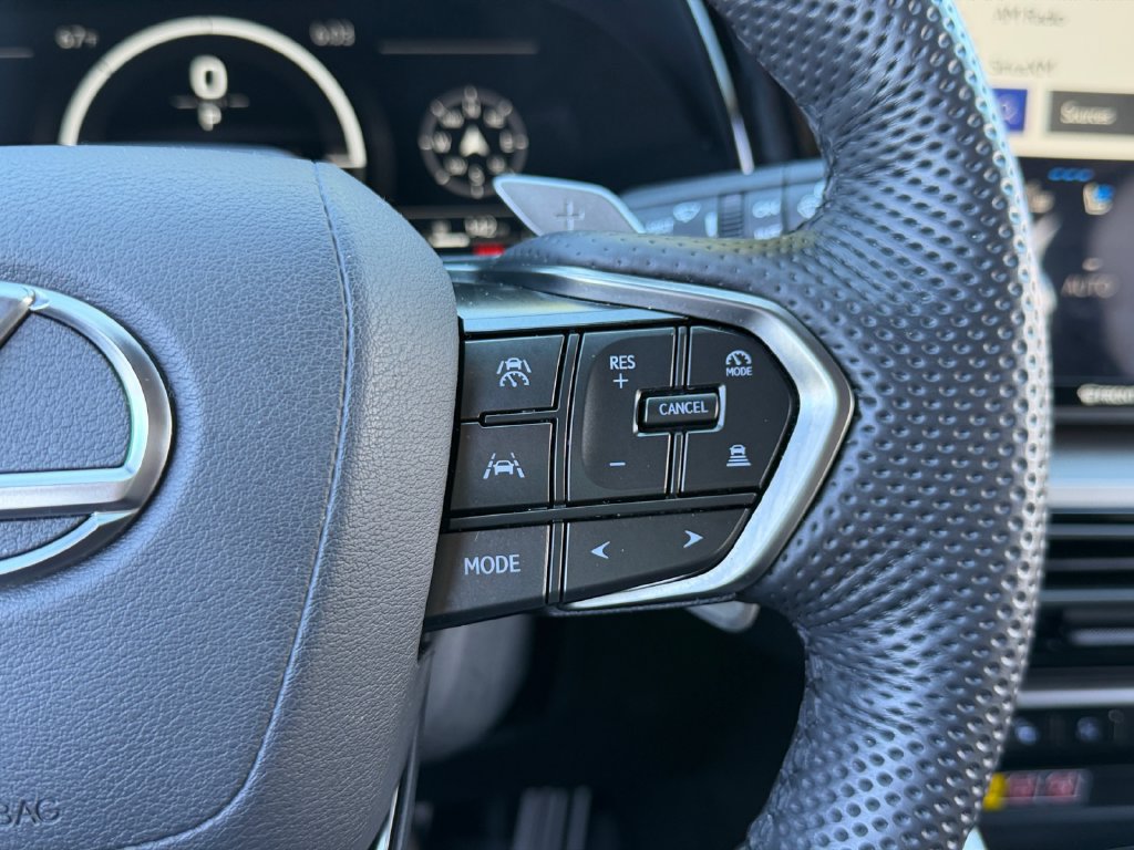 Certified 2026 Lexus TX 500h AWD w/ Technology Package image 20