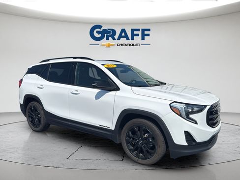 Used 2021 GMC Terrain SLE w/ Driver Convenience Package FWD image 10