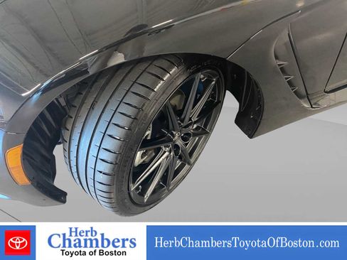 Used 2024 Toyota GR86 Premium RWD image 8