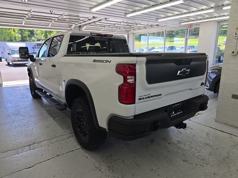 Certified 2024 Chevrolet Silverado 1500 ZR2 w/ ZR2 Bison Edition AWD/4WD image 3