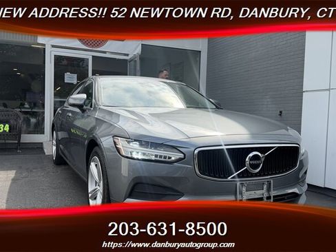 Used 2018 Volvo S90 T5 Momentum w/ Protection Package AWD/4WD image 7