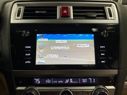 Used 2015 Subaru Outback 3.6R Limited image 29