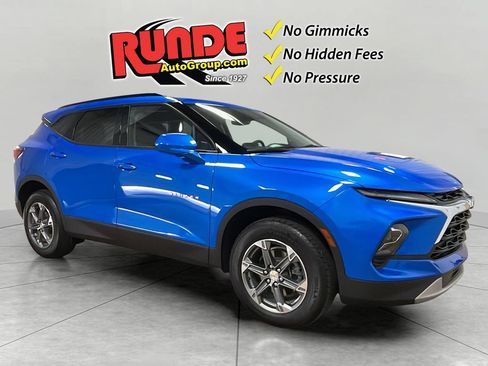 Used 2024 Chevrolet Blazer LT w/ Convenience Package FWD image 8
