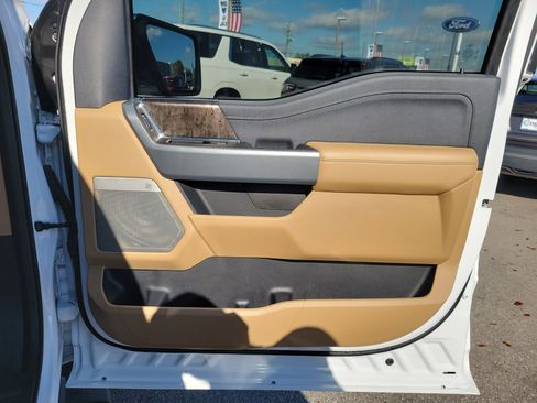 Used 2022 Ford F150 Lariat image 28