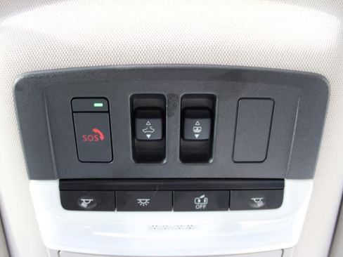 Certified 2022 Nissan Pathfinder SL w/ SL Premium Package AWD/4WD image 30