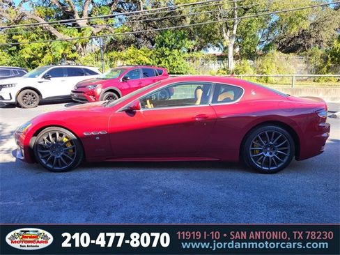 Used 2018 Maserati GranTurismo Sport image 2