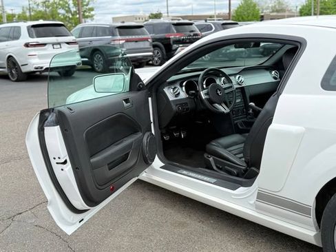 Used 2007 Ford Mustang GT RWD image 5