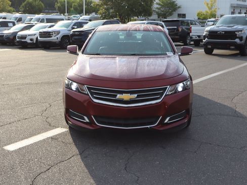 Used 2017 Chevrolet Impala LT w/ Convenience Package FWD image 15