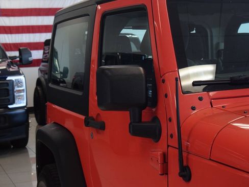 Used 2013 Jeep Wrangler Sport AWD/4WD image 9