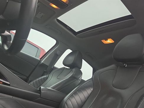 Used 2023 Hyundai Elantra Limited image 11