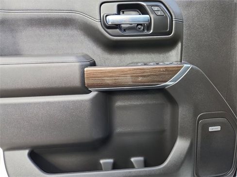 Used 2021 Chevrolet Silverado 1500 LT Trail Boss w/ Convenience Package II image 21