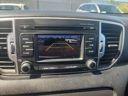 Used 2019 Kia Sportage LX FWD image 23