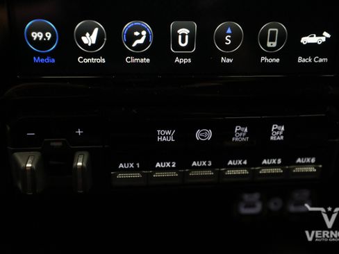Used 2020 RAM 2500 Limited AWD/4WD image 22