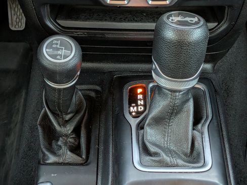 Used 2019 Jeep Wrangler Unlimited Sport S AWD/4WD image 21