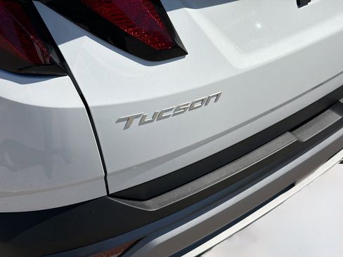 New 2026 Hyundai Tucson SEL image 11