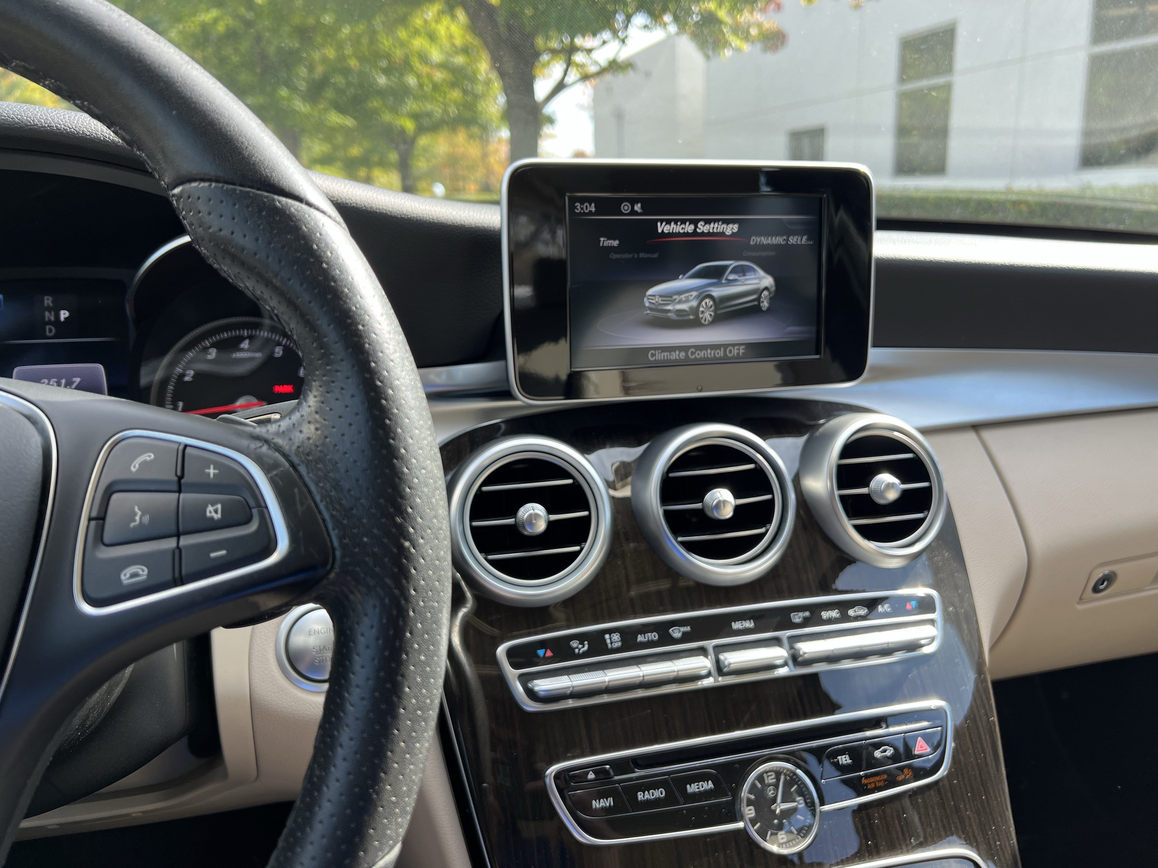 Used 2018 Mercedes-Benz C 300 Sedan image 31
