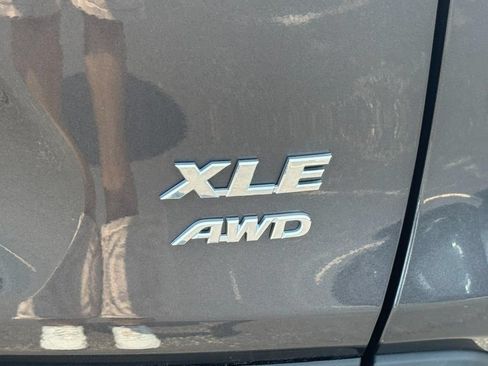 Used 2024 Toyota RAV4 XLE AWD/4WD image 6