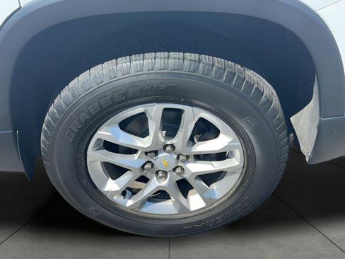 Used 2021 Chevrolet Traverse LT AWD/4WD image 8